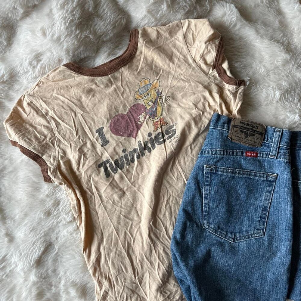 I love Twinkies T SHirt